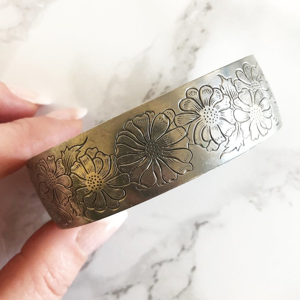 Vintage Authentic Kirk Stieff Signed September Aster Etched Pewter Cuff Bracelet - Picture 4 of 7
